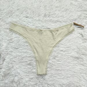 Women SKIMS Lace Pointelle Thong Panty in Bone Size 3X